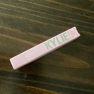 💄Kylie Cosmetics 👄 Bare #700
